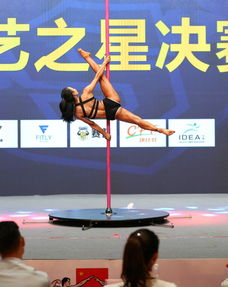 349名肌肉猛男 健身靓女亮相深圳 展开力与美的较量